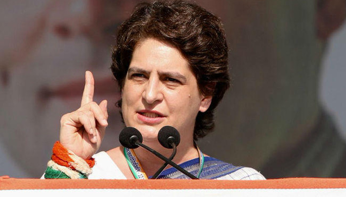 পেঁয়াজের দাম বাড়ায় মোদিকে দুষলেন প্রিয়াঙ্কা